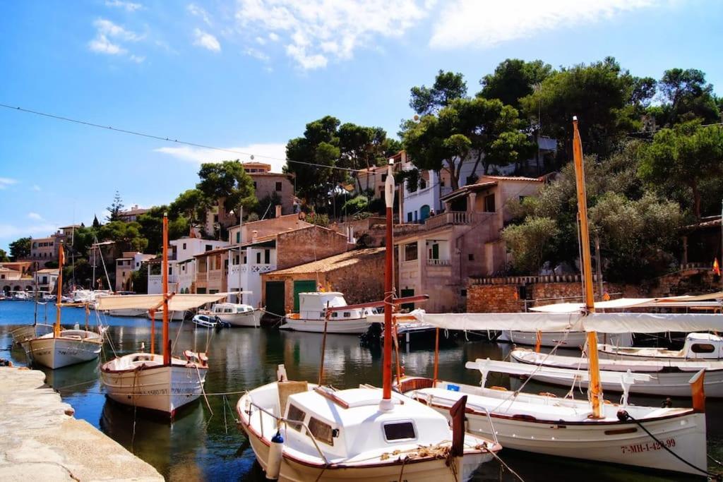 Vila Casa De La Luz Cala Llombards Exteriér fotografie
